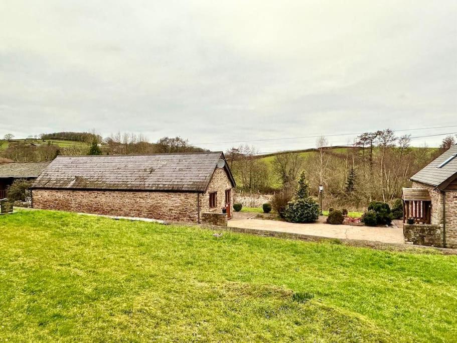 Detached One Level Stone Barn Villa Llangwm-Isaf Exterior foto