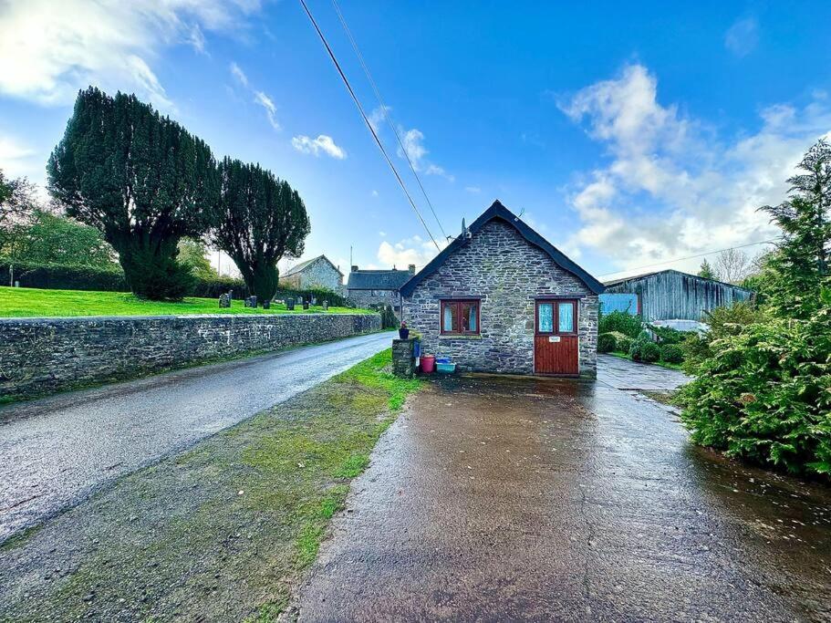 Detached One Level Stone Barn Villa Llangwm-Isaf Exterior foto